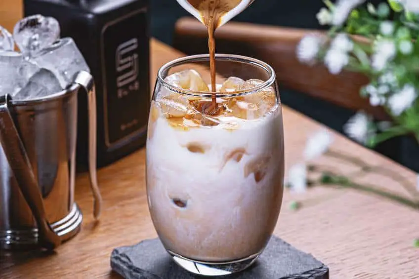 How to make iced coffee fast
